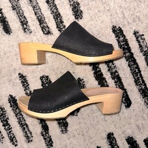 Bryr Jayne Block Heel Slide Clog Sandal - Coal